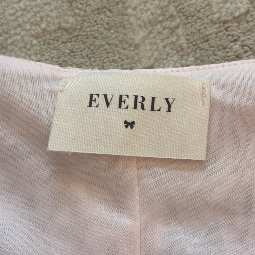 Everly from Dress Up 2 pc pink eyelet top and skirt! Size Medium!! Skirt NWT! - Picture 6 of 10